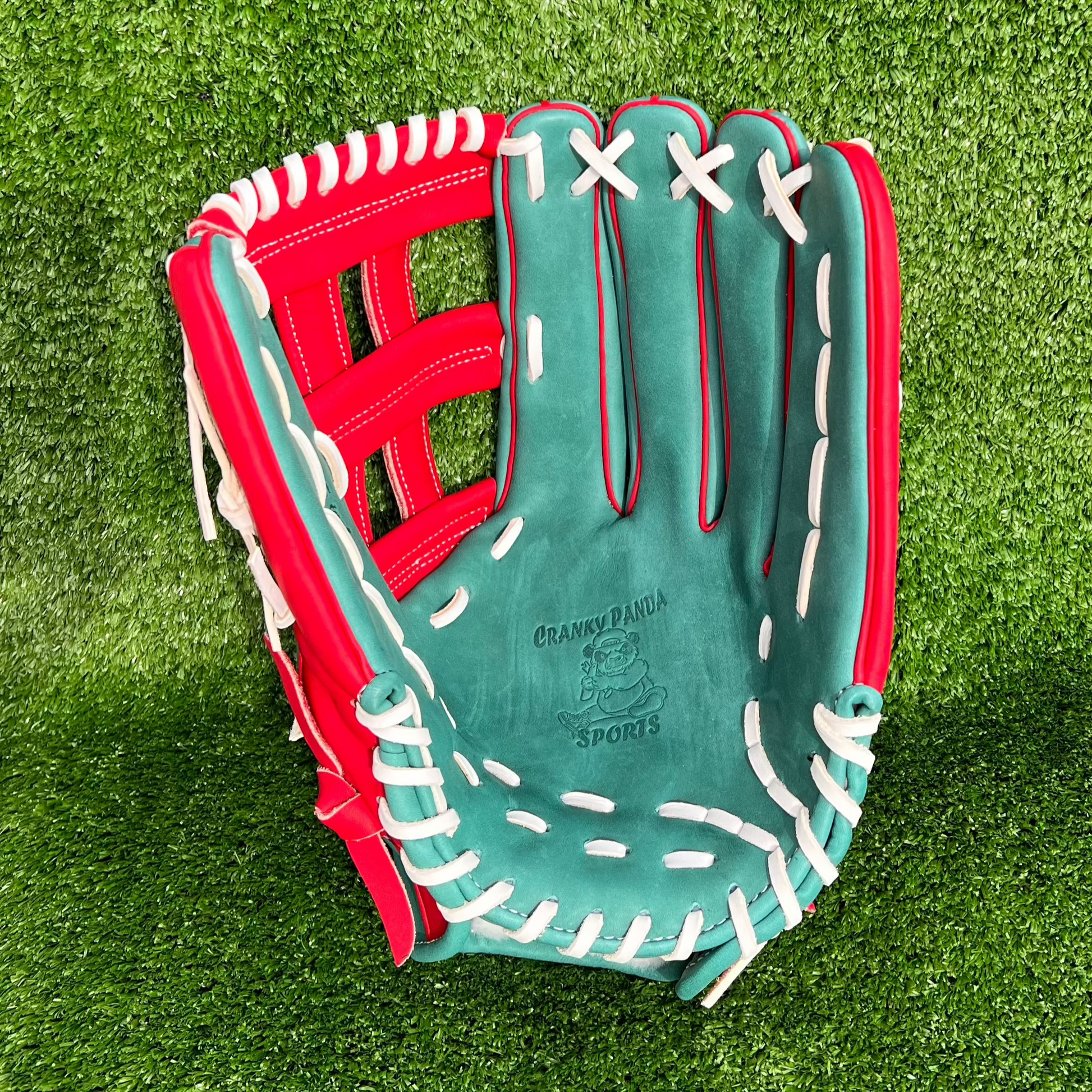 Red and Green Christmas Fielding Glove RHT - H Web